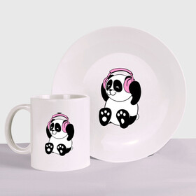 Набор: тарелка + кружка с принтом Panda in headphones (панда в наушниках) в Кировске, керамика | Кружка: объем — 330 мл, диаметр — 80 мм. Принт наносится на бока кружки, можно сделать два разных изображения. 
Тарелка: диаметр - 210 мм, диаметр для нанесения принта - 120 мм. | панда