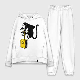 Женский костюм хлопок Oversize с принтом TNT monkey (Banksy) в Кировске,  |  | бэнкси | граффити | животные | обезьяна