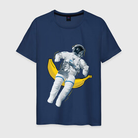 Мужская футболка хлопок с принтом Космонавт в Кировске, 100% хлопок | прямой крой, круглый вырез горловины, длина до линии бедер, слегка спущенное плечо. | Тематика изображения на принте: банан