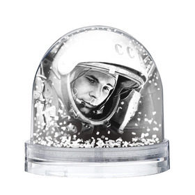 Снежный шар с принтом Гагарин 1 в Кировске, Пластик | Изображение внутри шара печатается на глянцевой фотобумаге с двух сторон | гагарин | космос | космос наш | поехали | ретро | ссср | юрий гагарин