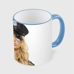 Кружка 3D с принтом Девушка полицейский в Кировске, керамика | ёмкость 330 мл | Тематика изображения на принте: блондинка | девушка | кожа | очки | форма | фуражка