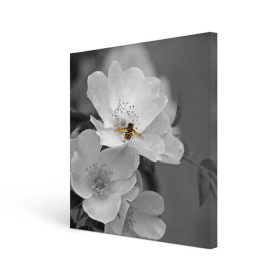 Холст квадратный с принтом Пчела на цветах в Кировске, 100% ПВХ |  | лепестки | цветы