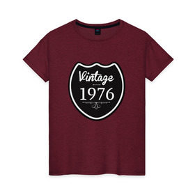 Женская футболка хлопок с принтом Vintage 1976 в Кировске, 100% хлопок | прямой крой, круглый вырез горловины, длина до линии бедер, слегка спущенное плечо | 1976 | день рождения | подарок | праздник