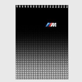 Скетчбук с принтом BMW 2018 Black and White III в Кировске, 100% бумага
 | 48 листов, плотность листов — 100 г/м2, плотность картонной обложки — 250 г/м2. Листы скреплены сверху удобной пружинной спиралью | bmw | автомобильные | бмв