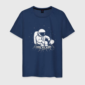 Мужская футболка хлопок с принтом Как Согреться на Луне в Кировске, 100% хлопок | прямой крой, круглый вырез горловины, длина до линии бедер, слегка спущенное плечо. | астронавт | вселенная | звезды | космонавт | космос | луна | планета | простуда | юмор