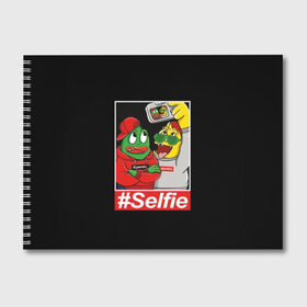 Альбом для рисования с принтом Селфи в Кировске, 100% бумага
 | матовая бумага, плотность 200 мг. | background | black | cap | cool | dude | green | guy | monster | phone | photo | selfie | street | style | yellow | желтый | зеленый | кадр | кепка | красный | креатив | круто | монстр | очки | парень | пацан | прикольный | свитер | селфи | серый 