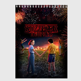 Скетчбук с принтом STRANGER THINGS в Кировске, 100% бумага
 | 48 листов, плотность листов — 100 г/м2, плотность картонной обложки — 250 г/м2. Листы скреплены сверху удобной пружинной спиралью | 011 | down | eleven | netflix | season | series | strange | stranger | things | upside | дела | дина | загадочные | монстр | монстры | одиннадцать | очень | сезон | сериал | сериалы | события | странные | ужасы