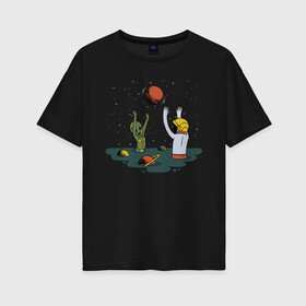 Женская футболка хлопок Oversize с принтом Космонавт и пришелец играют в Кировске, 100% хлопок | свободный крой, круглый ворот, спущенный рукав, длина до линии бедер
 | alien | aliens | astronaut | beach | cosmonaut | planet | planets | playing | plays | space | ufo | water polo | астронавт | в космосе | ватер поло | водной поло | волейбол | играют | инопланетянин | космический | космонавт | космос | нло | пля