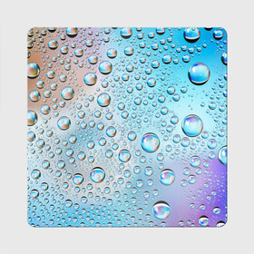 Магнит виниловый Квадрат с принтом Капли голубой роса стекло вода в Кировске, полимерный материал с магнитным слоем | размер 9*9 см, закругленные углы | вода | градиент | для всех | дождь | капли | летний | на каждый день | обычный | окно | поверхность | повседневный | размытость | роса | стекло