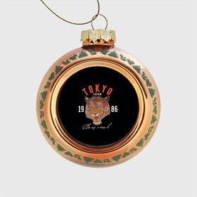 Стеклянный ёлочный шар с принтом Tokyo Tiger Japan в Кировске, Стекло | Диаметр: 80 мм | Тематика изображения на принте: japan | tokyo | большая кошка | полосатый | тигр | тигрица | токио | хищник