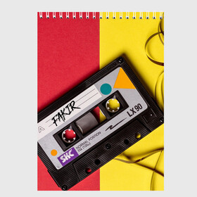Скетчбук с принтом FULL OLD DCHOOL в Кировске, 100% бумага
 | 48 листов, плотность листов — 100 г/м2, плотность картонной обложки — 250 г/м2. Листы скреплены сверху удобной пружинной спиралью | Тематика изображения на принте: fakir | желтый | кассета | красный | пленка