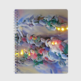 Тетрадь с принтом Уютное новогоднее настроение в Кировске, 100% бумага | 48 листов, плотность листов — 60 г/м2, плотность картонной обложки — 250 г/м2. Листы скреплены сбоку удобной пружинной спиралью. Уголки страниц и обложки скругленные. Цвет линий — светло-серый
 | Тематика изображения на принте: гирлянда | дед мороз | зима | новый год | огни | подарки | праздник | рождество | снегурочка | тренд